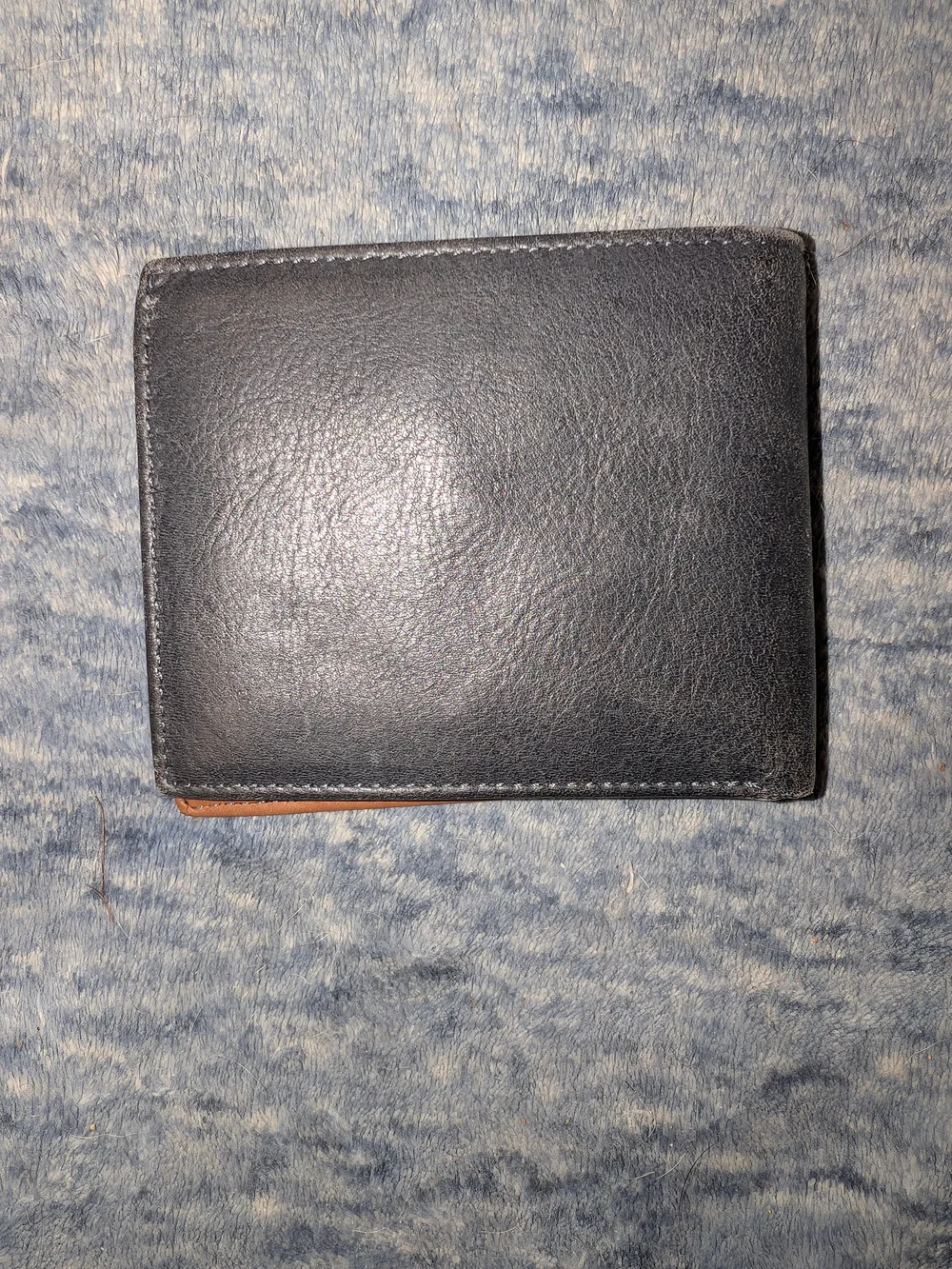 Fossil Two-Tone Tan and Black Leather Bifold Wallet